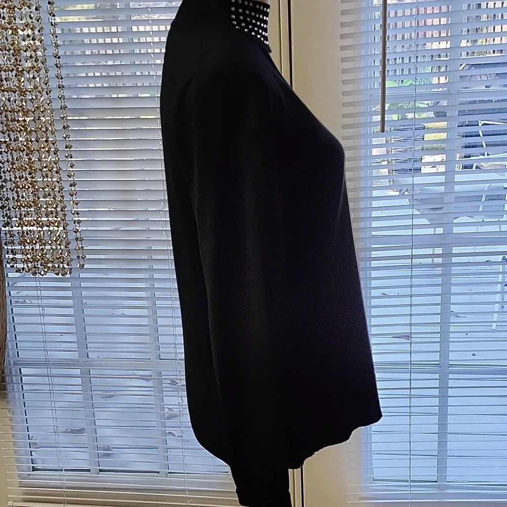 Cable & Gauge Black Knit Top - Picture 3 of 4